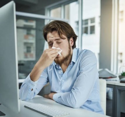 Stretching Routines to Fight Office Syndrome