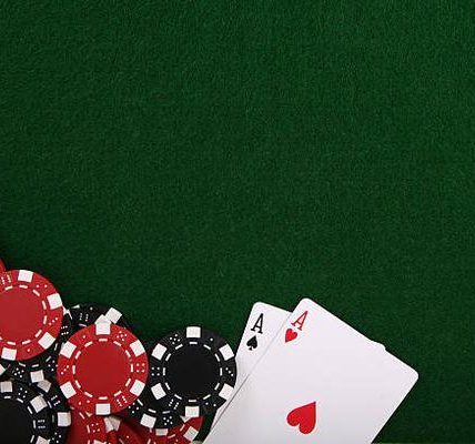 Powerful strategies to chơi poker effectively
