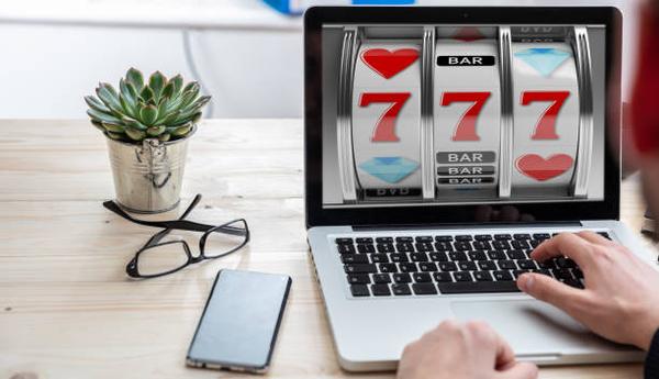 A Guide to Checking Licensing Details on casino online non AAMS Sites