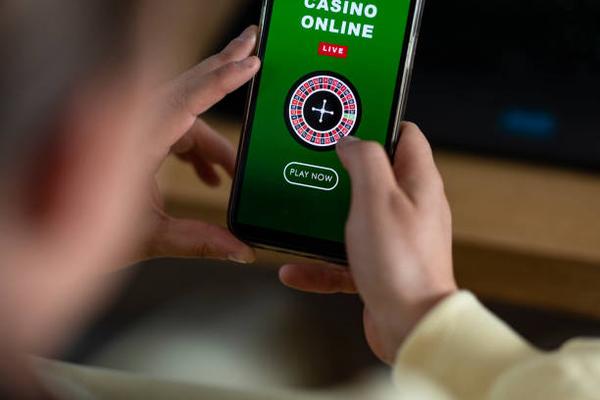 Enjoy Popular Card Games at the best online casino sites Singapore for Gamers