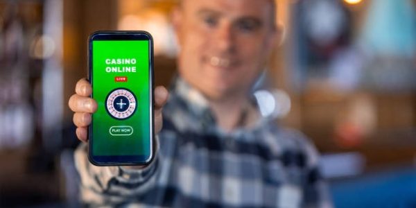 Exploring Player Choices at Online Casinos Singapore